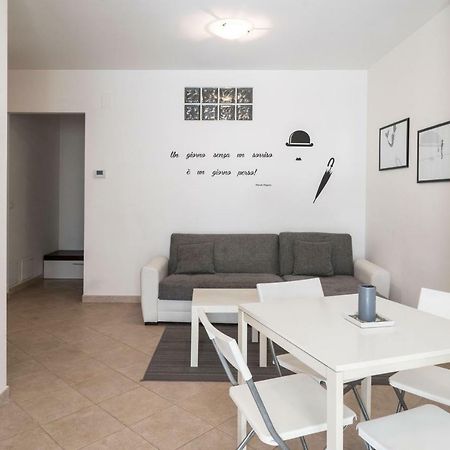Happy Bari Apartment Bagian luar foto
