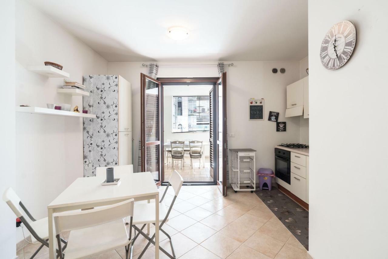 Happy Bari Apartment Bagian luar foto